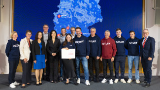 Futury gewinnt EXIST-Leuchtturmwettbewerb Startup Factories des BMWE