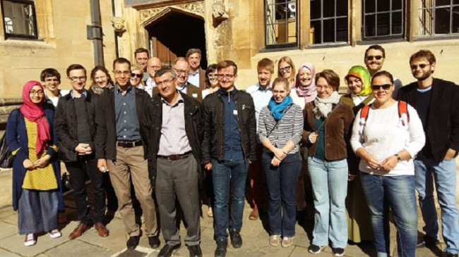 Gruppenbild: Summer School 2015 in Oxford: "Experten – Corpora – Institutionen. Reflexive Elemente in religiösen Traditionen"