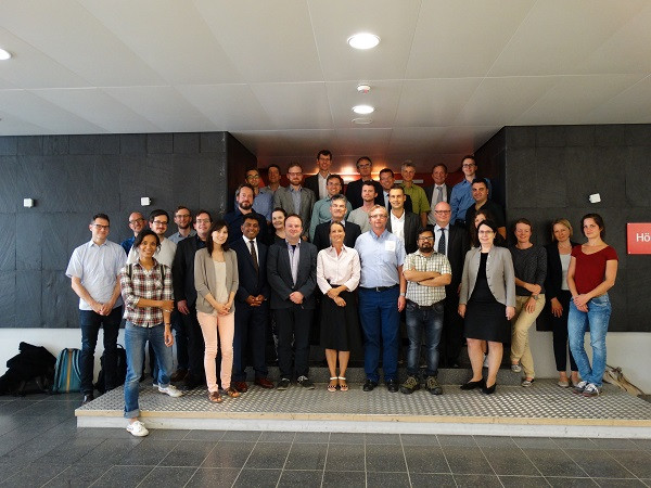 Joint initiative for a personalized epilepsy treatment – a translational approach (Photo: Dr. Natascha van Alphen, Frankfurt am Main) Gruppenbild: Gemeinsam Epilepsien besser verstehen lernen – von der Grundlagenforschung bis zur Anwendung