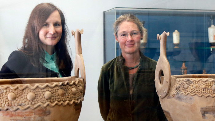 Dr. Alexandra Busch und Prof. Dr. Heide Frielinghaus